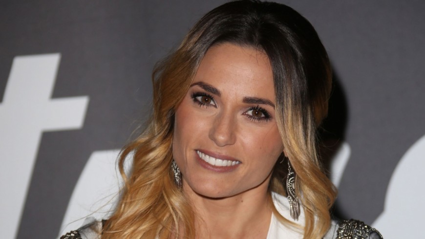Capucine Anav se la joue en mode &quot;bad girl&quot;