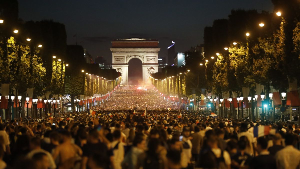 Des dizaines de femmes agressées sexuellement après la victoire des Bleus