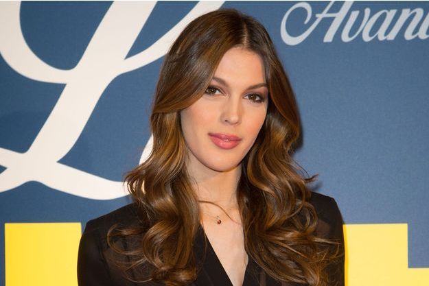 Iris Mittenaere fait des confessions surprenantes sur son enfance