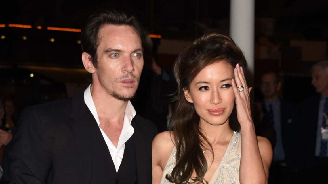 Jonathan Rhys-Meyers arrêté suite à une violente dispute avec sa femme à bord d'un avion