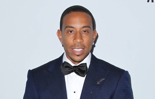 Ludacris n'aime pas du tout qu'on lui jette des gobelets sur scène