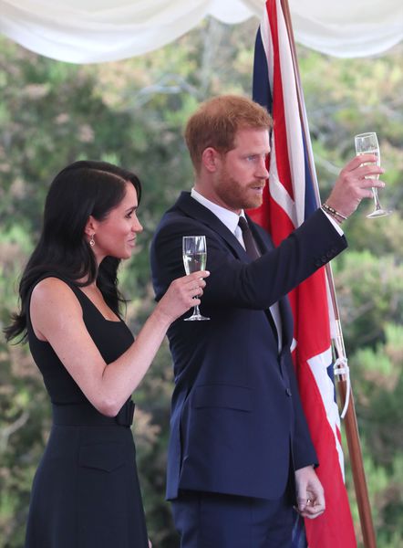 Meghan et Harry : Entre gestes tendres et taquineries, les amoureux se lâchent !