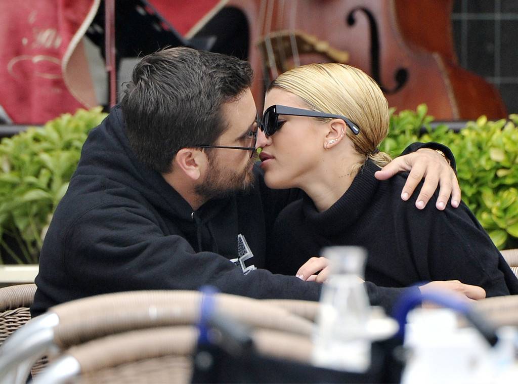 Scott Disick, toujours aussi proche de Sofia Richie : il balance un cliché de son postérieur !