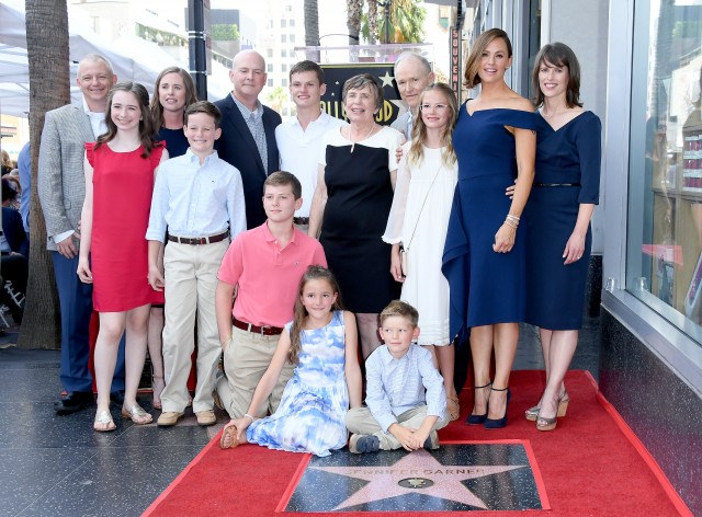 Jennifer Garner obtient son étoile sur le Walk Of Fame !