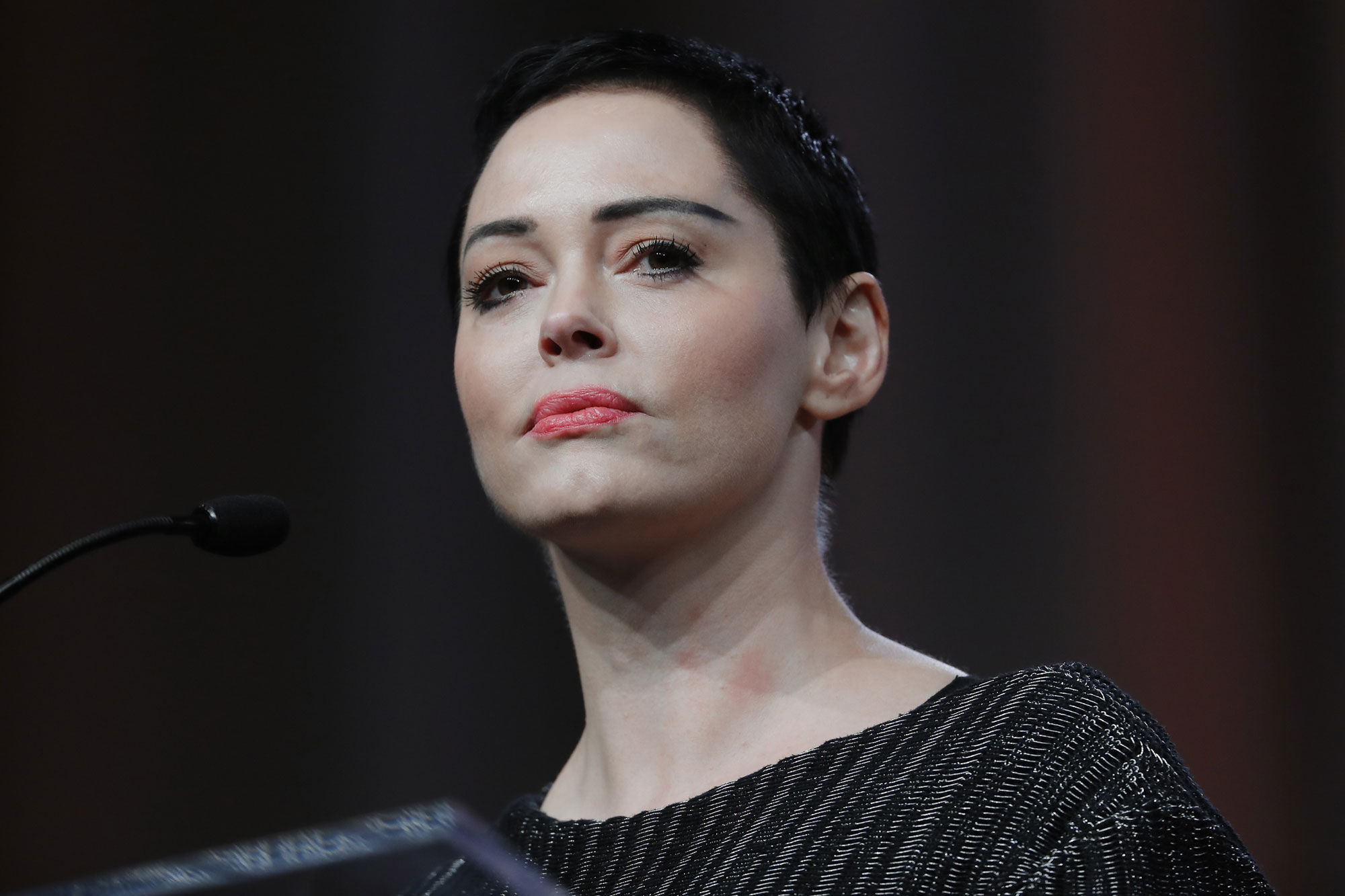 Affaire Asia Argento : Rose McGowan affirme avoir « le cœur brisé »