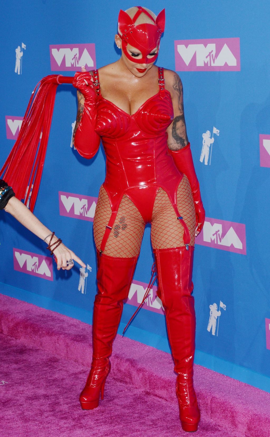 MTV Video Music Awards 2018 : Amber Rose en catwoman diabolique