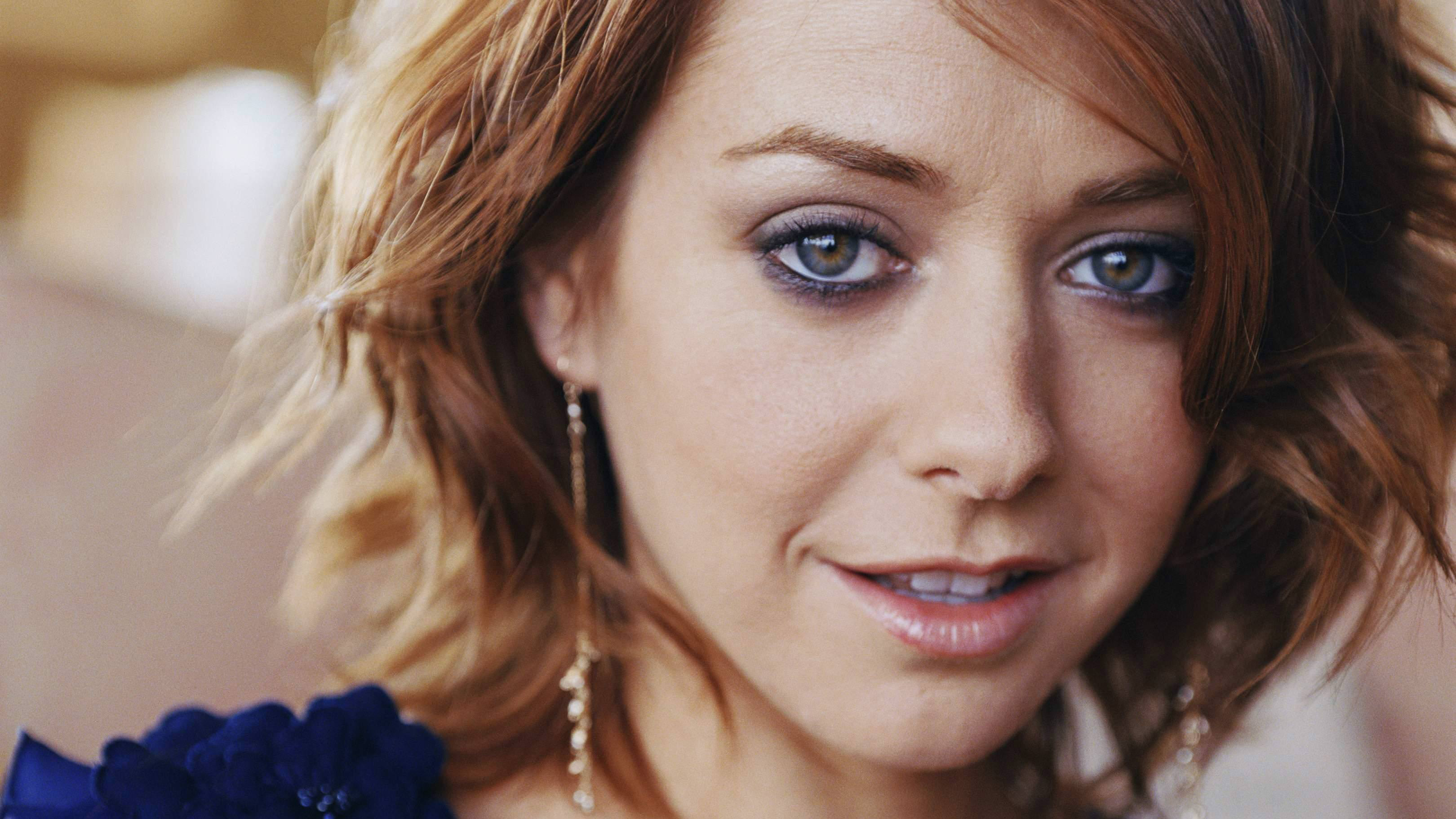 Buffy contre les Vampires : Alyson Hannigan (Willow) dit ce qu’elle pense du reboot !