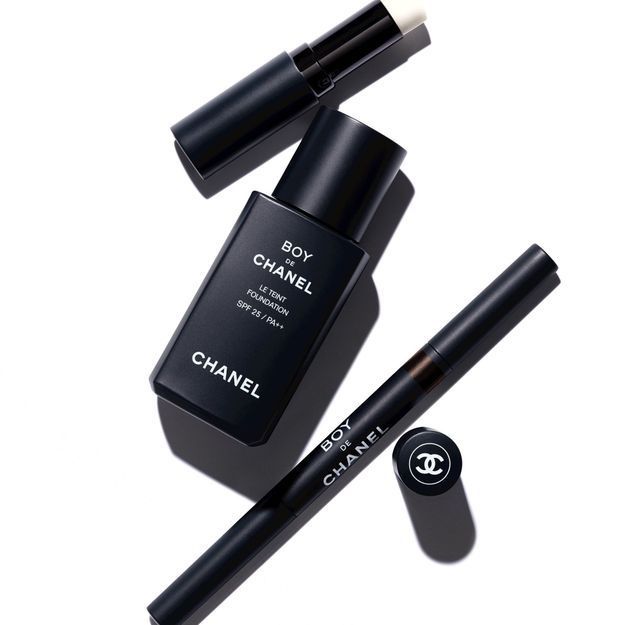 Quand Chanel lance une ligne de maquillage pour les hommes