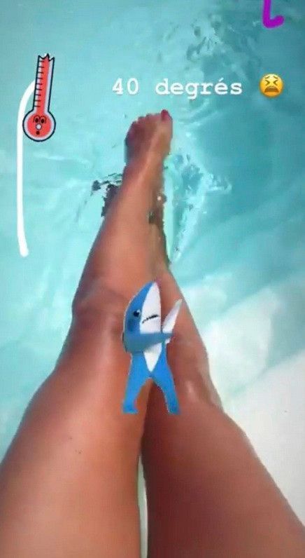 Karine Ferri : Elle affiche déjà un corps post-grossesse de rêve sur Instagram !