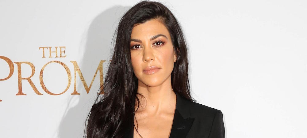 Kourtney Kardashian en met plein les yeux en vacances