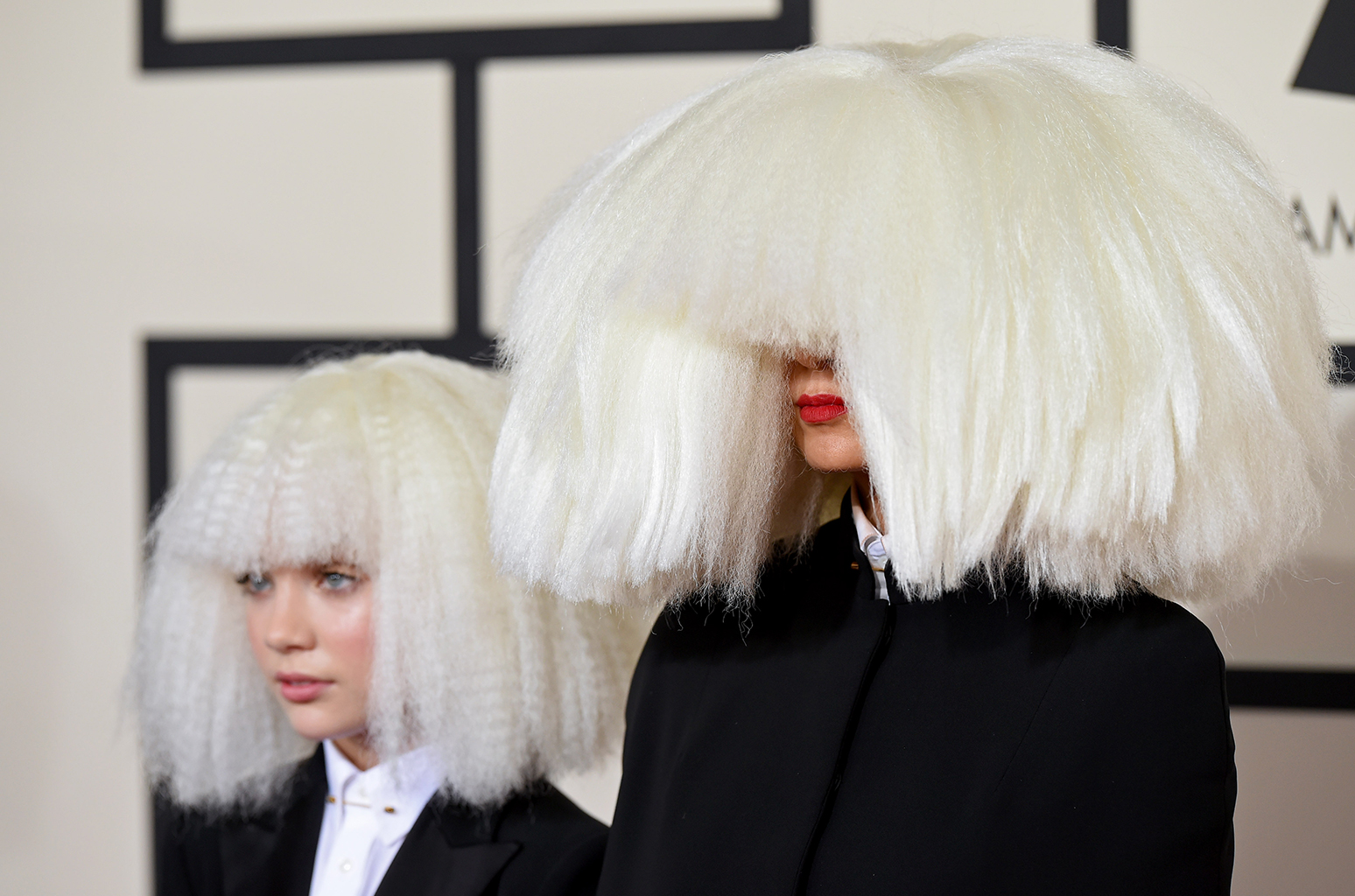 La chanteuse Sia dévoile enfin son vrai visage