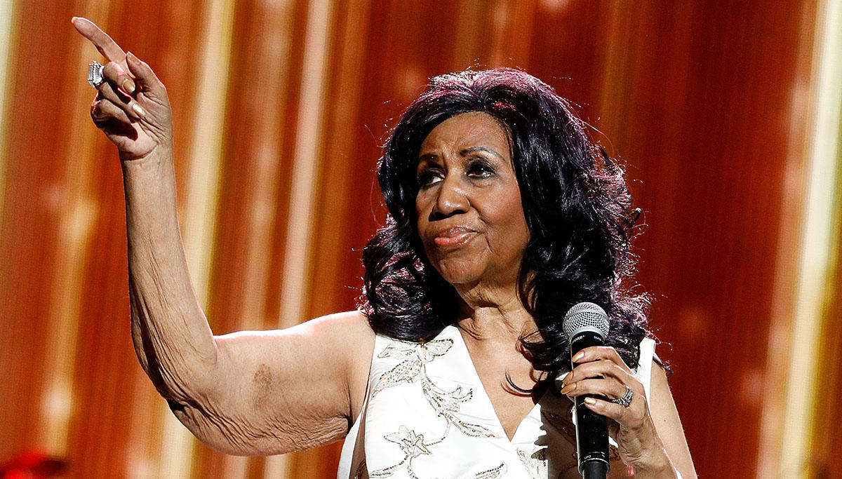 Pourquoi Aretha Franklin gardait toujours son sac à main