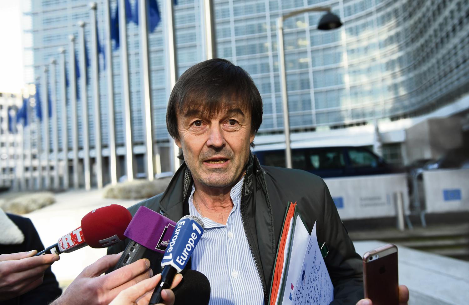 Quand Nicolas Hulot annonce sa démission du gouvernement sur France Inter sans prévenir Emmanuel Macron !