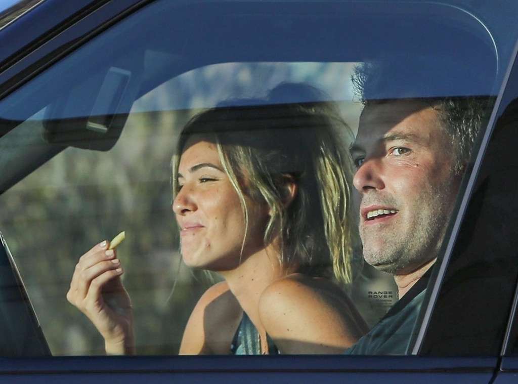 Ben Affleck infidèle à Lindsay Shookus ? L'acteur a été surpris avec une playmate !