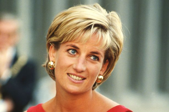 Lady Diana avait-elle prédit son décès ? 21 ans après sa mort, une étrange lettre refait surface
