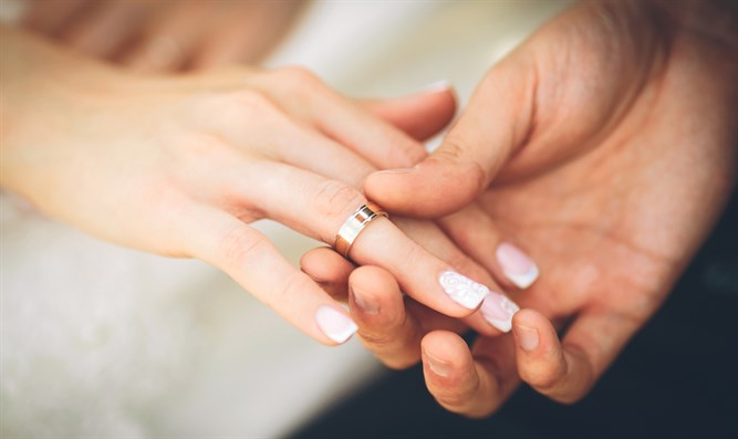 Chine : Une hôtesse de l’air licenciée après une demande en mariage