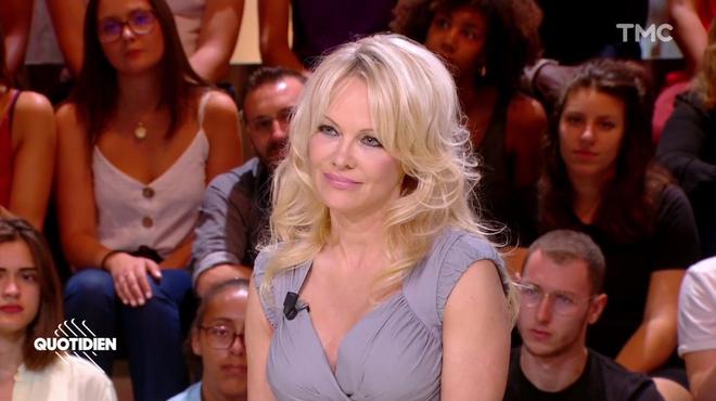 Pamela Anderson invitée dans Quotidien : ses folles exigences pour venir dans l'émission