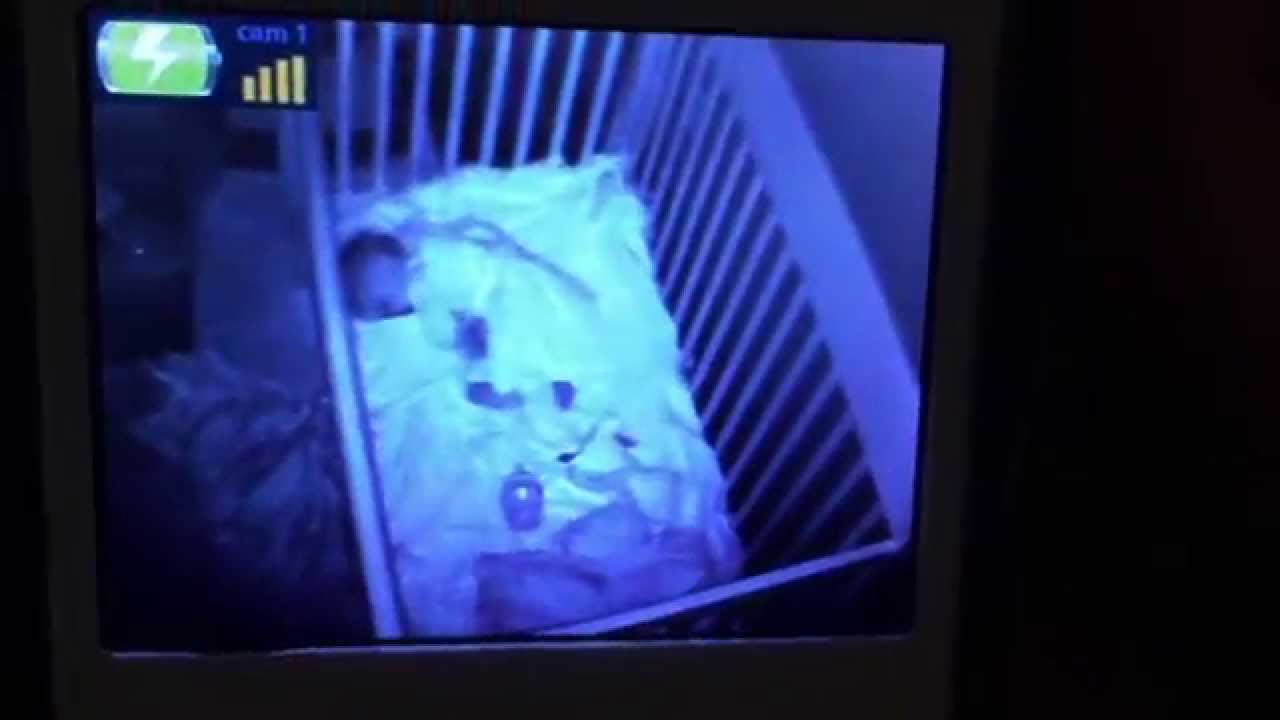 Paranormal : un père de famille capte une apparition en visionnant le baby phone de sa fille