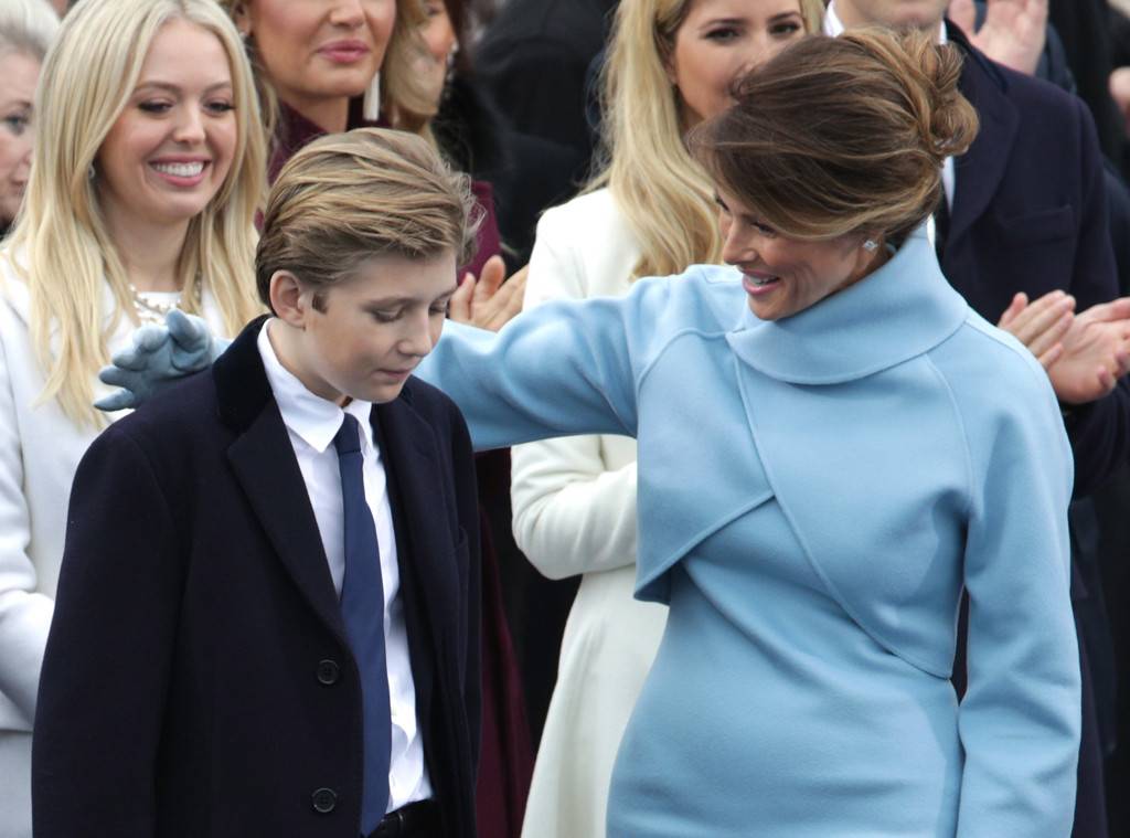 Melania Trump : La Première dame plus attentionnée que jamais avec son fils Barron