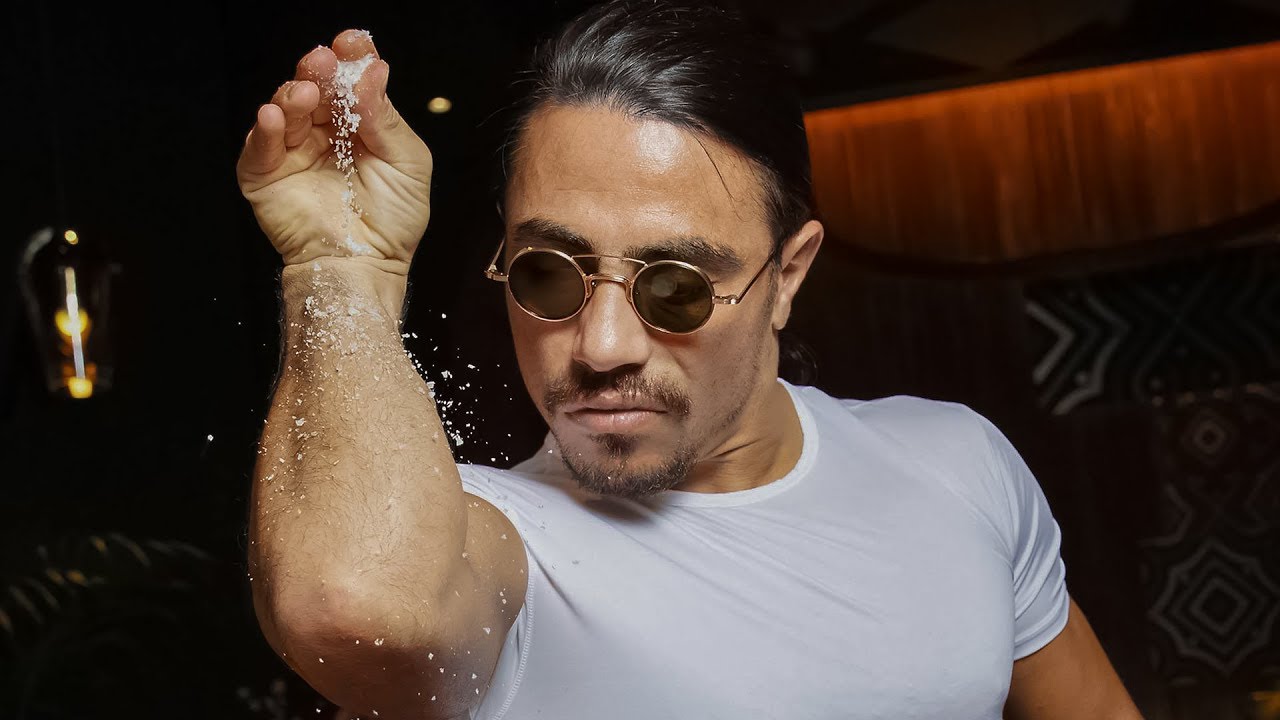 Salt Bae se lance dans les sushis... de viande !