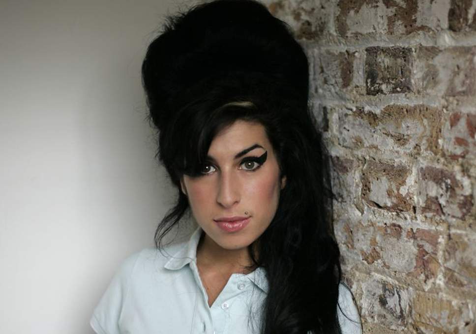 Amy Winehouse fera une tournée mondiale en hologramme en 2019 !