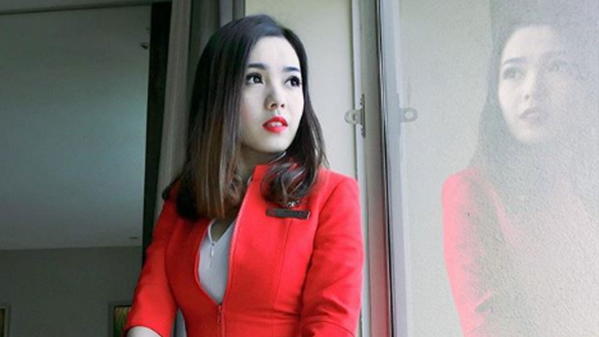 Cette chinoise est qualifiée de &quot;plus belle hôtesse de l'air&quot; du monde