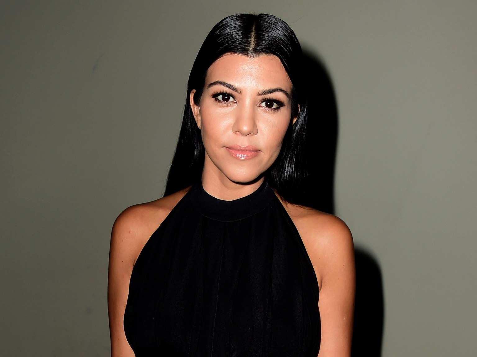 Kourtney Kardashian en bikini : Elle embrase la Toile !