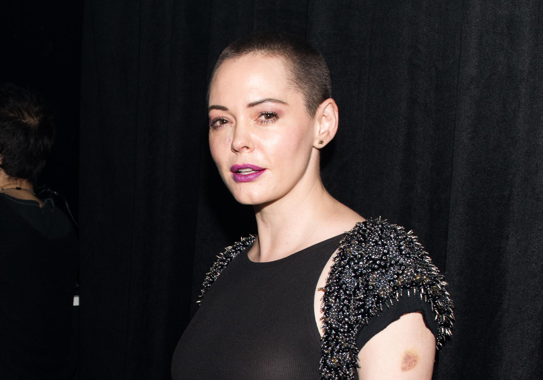 Rose McGowan s'en prend violemment au mouvement Time's Up