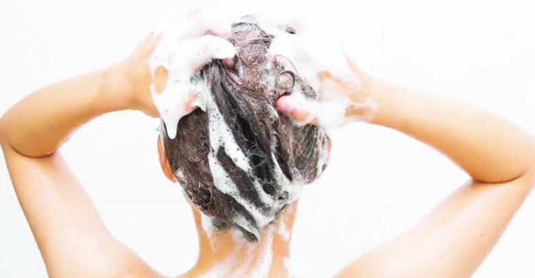 Soin des cheveux : Arrêtez immédiatement de les laver tous les jours !