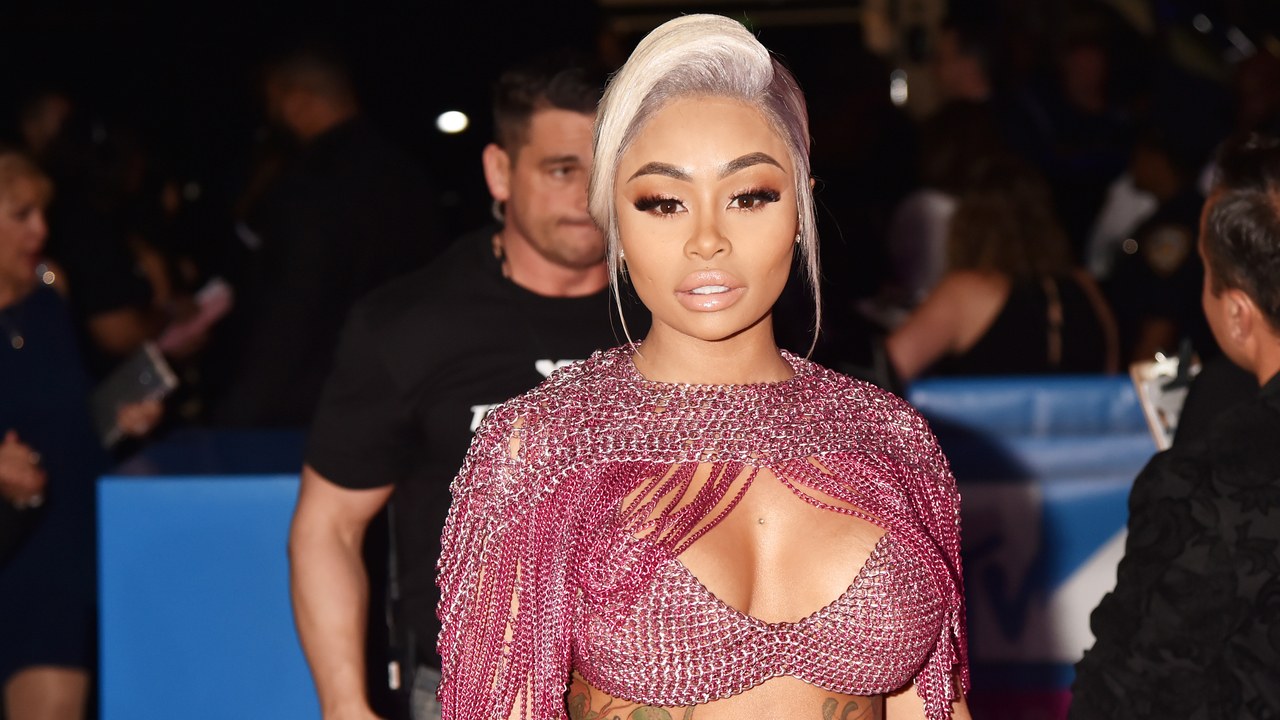 Blac Chyna égérie d’une crème éclaircissante, les critiquent fusent !