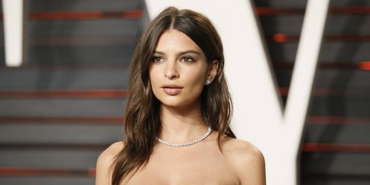 Emily Ratajkowski très torride sur Instagram : le mannequin montre une partie de sa poitrine