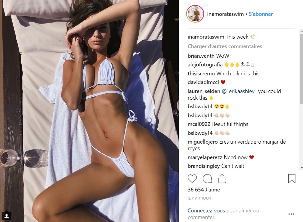 Emily Ratajkowski frappe encore et en montre presque trop !