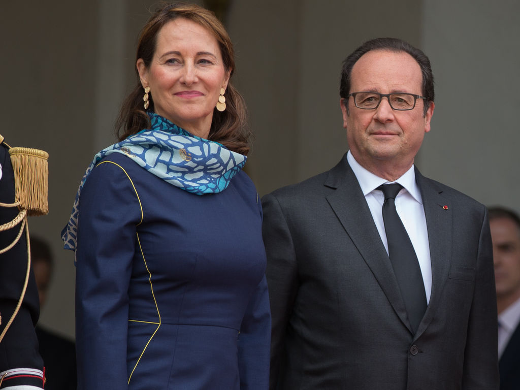 François Hollande violemment critiqué par Ségolène Royal, il se défend