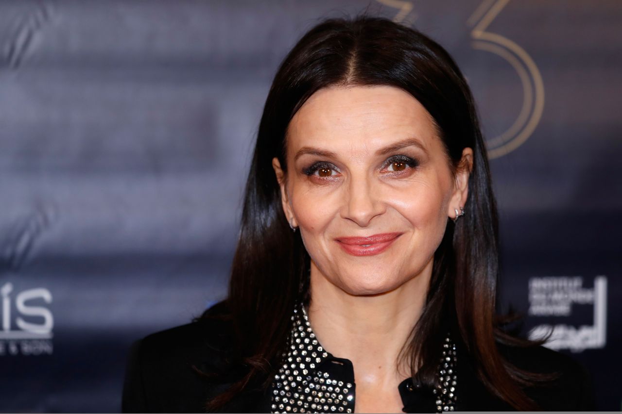 Juliette Binoche sans maquillage : L'actrice de 54 ans est magnifique