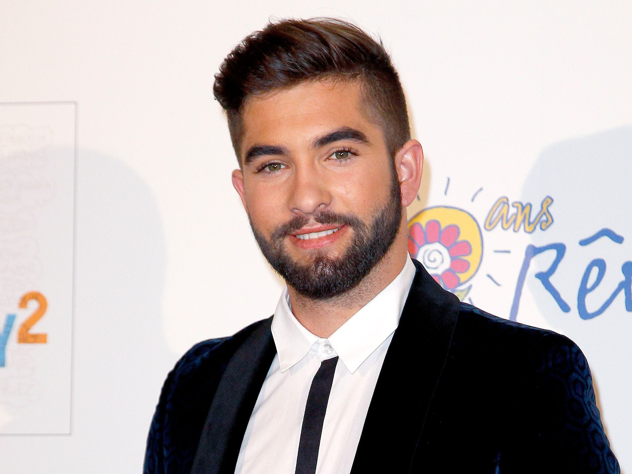 Quand Kendji Girac drague sans ménagement en plein direct sur France 2