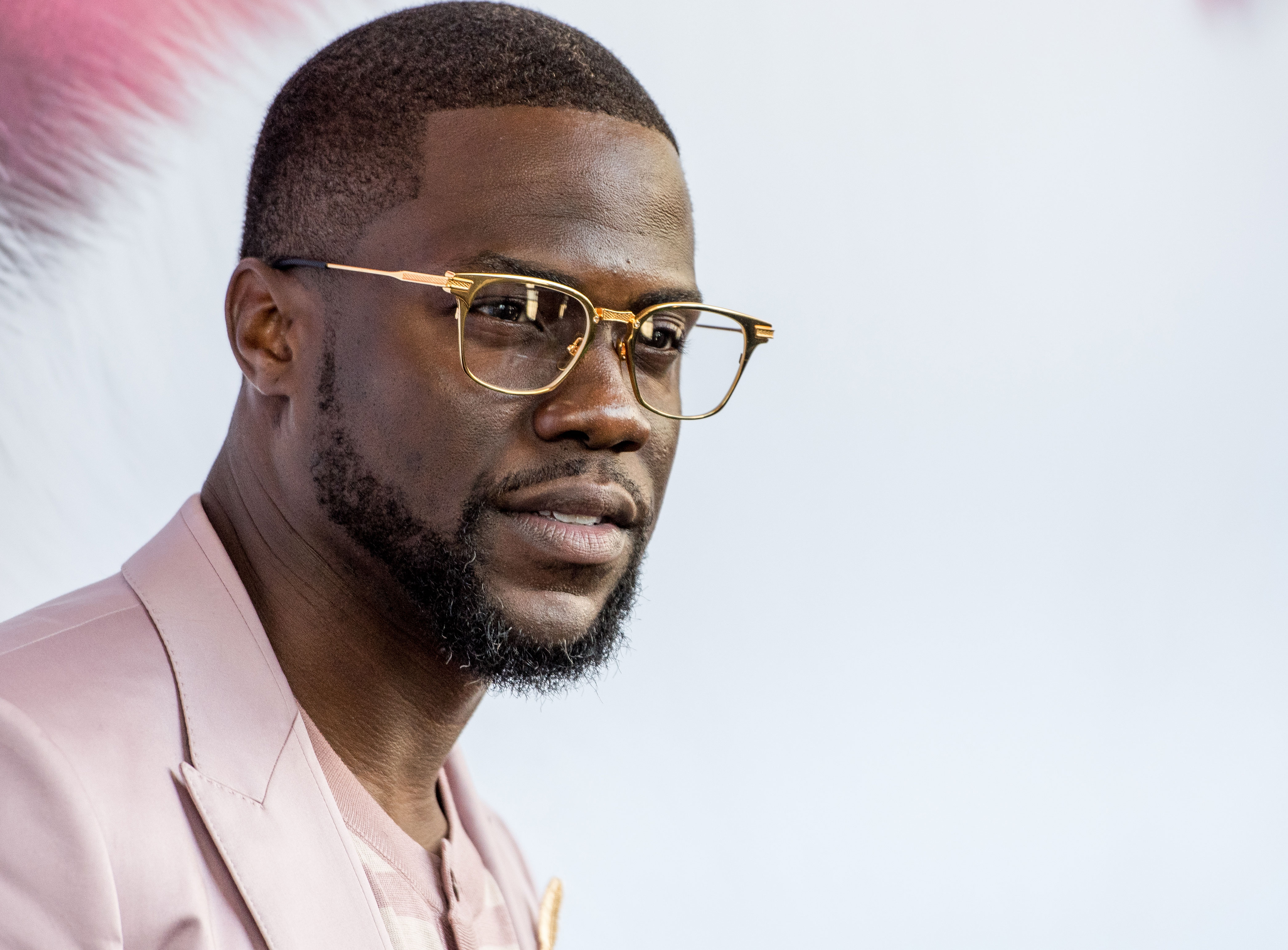 Accusé d’homophobie,  Kevin Hart renonce à la présentation des Oscars