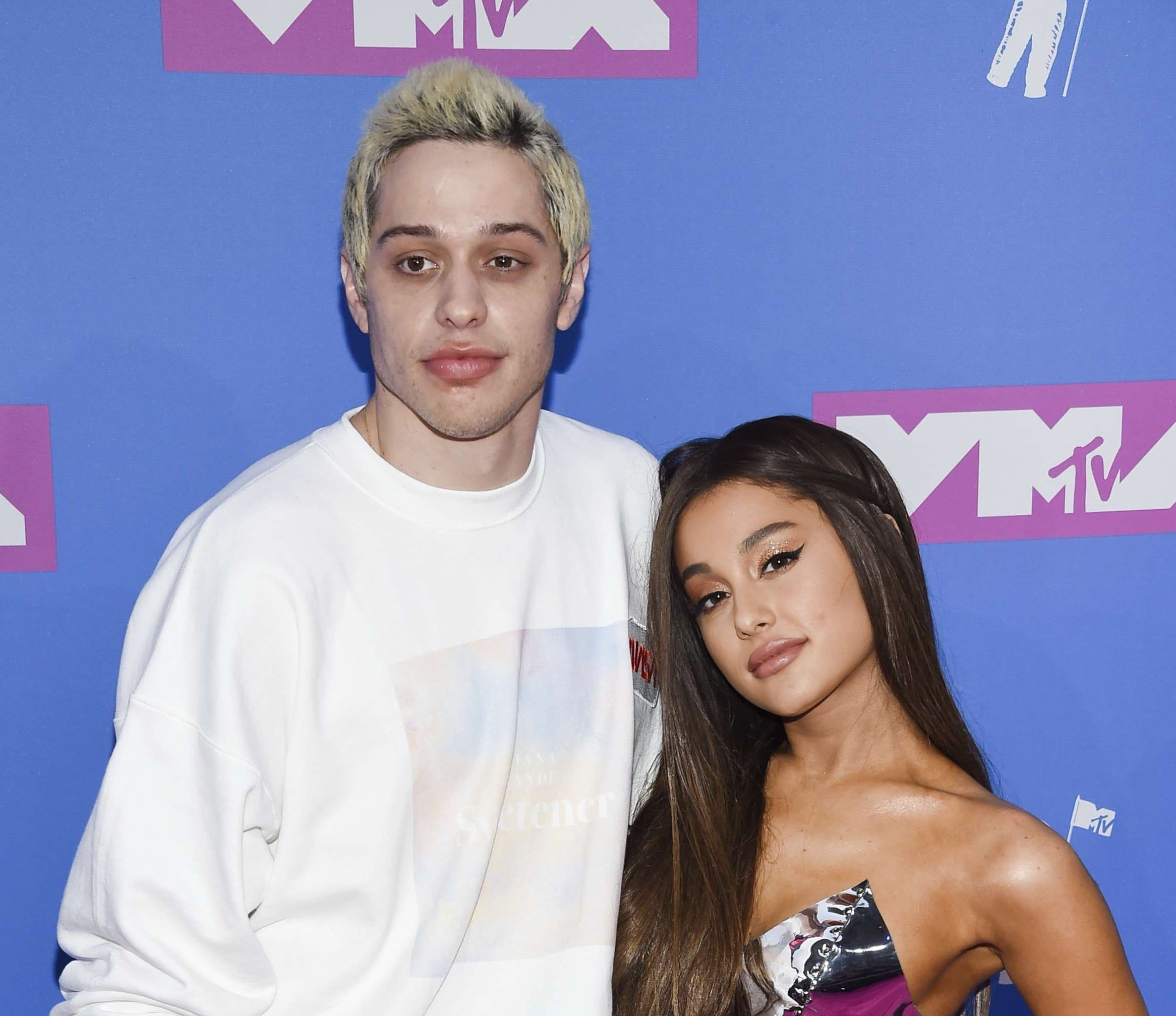 Ariana Grande : Son ex Pete Davidson menace de se suicider, elle s'excuse pour sa &quot;blague stupide&quot;