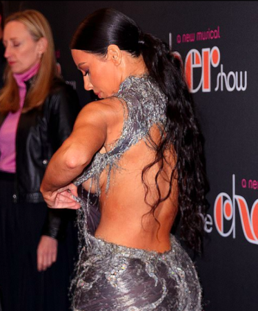 Oups ! Kim Kardashian en montre un peu plus que prévu...