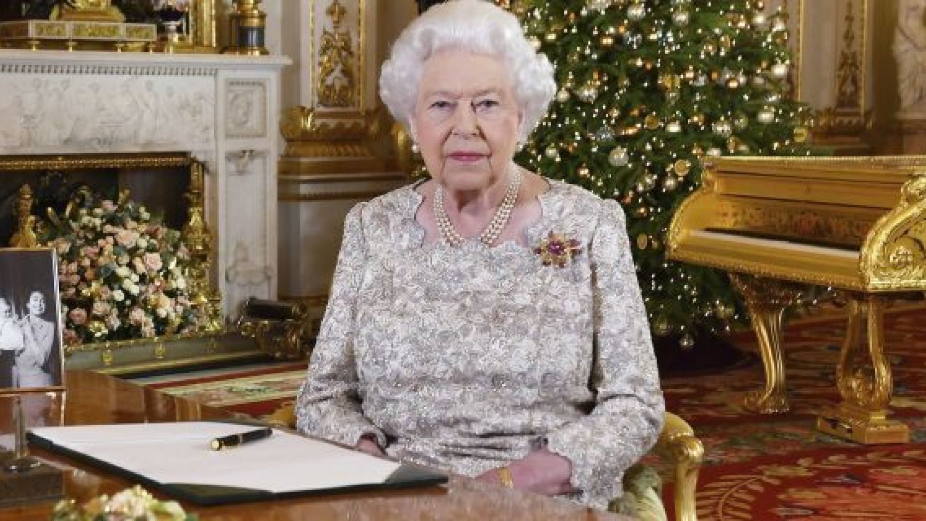 Ce détail choquant dans la vidéo de Noël de la reine Elizabeth II