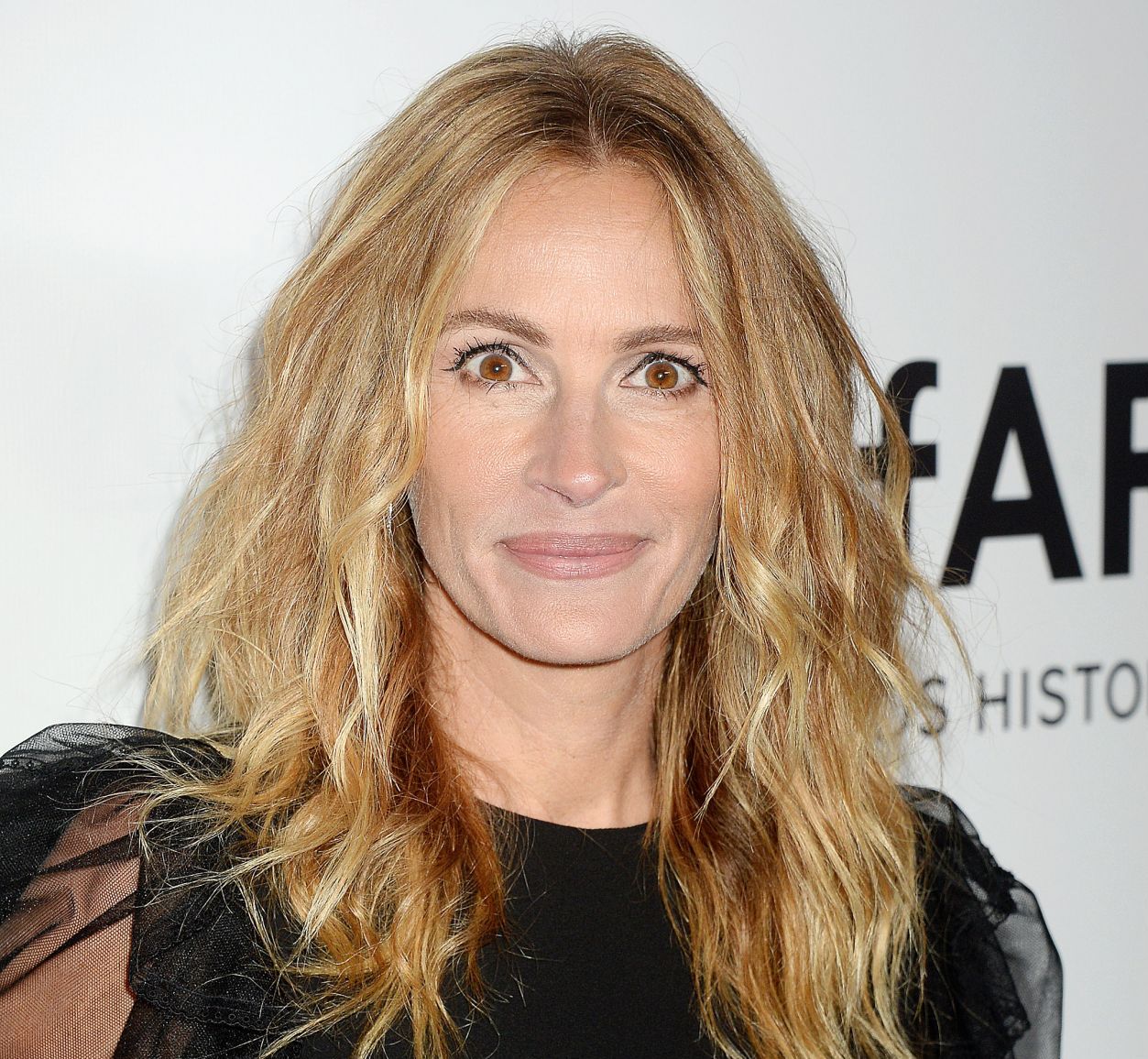 Julia Roberts : Un article parle de ses "trous" et fait le tour de la toile