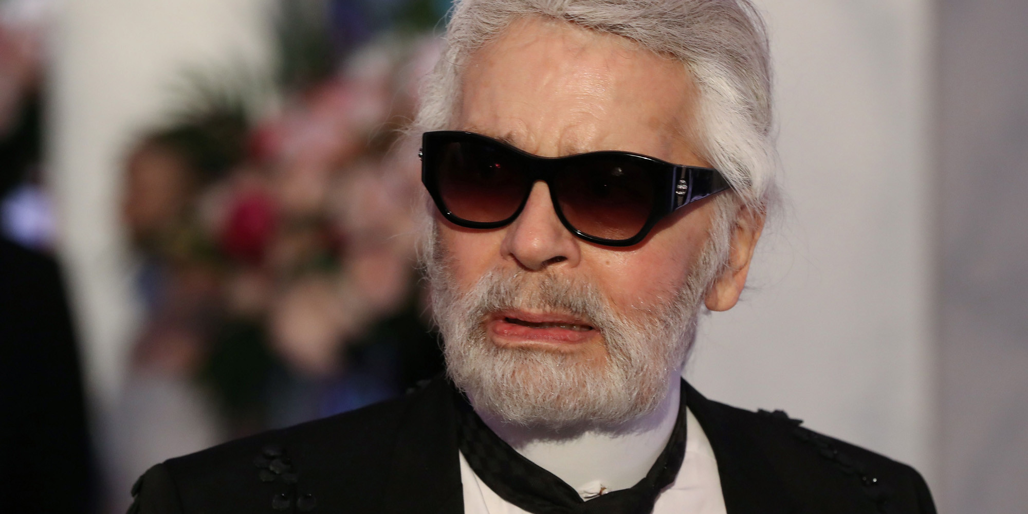 Karl Lagerfeld diva ? Les exigences du styliste en avion !