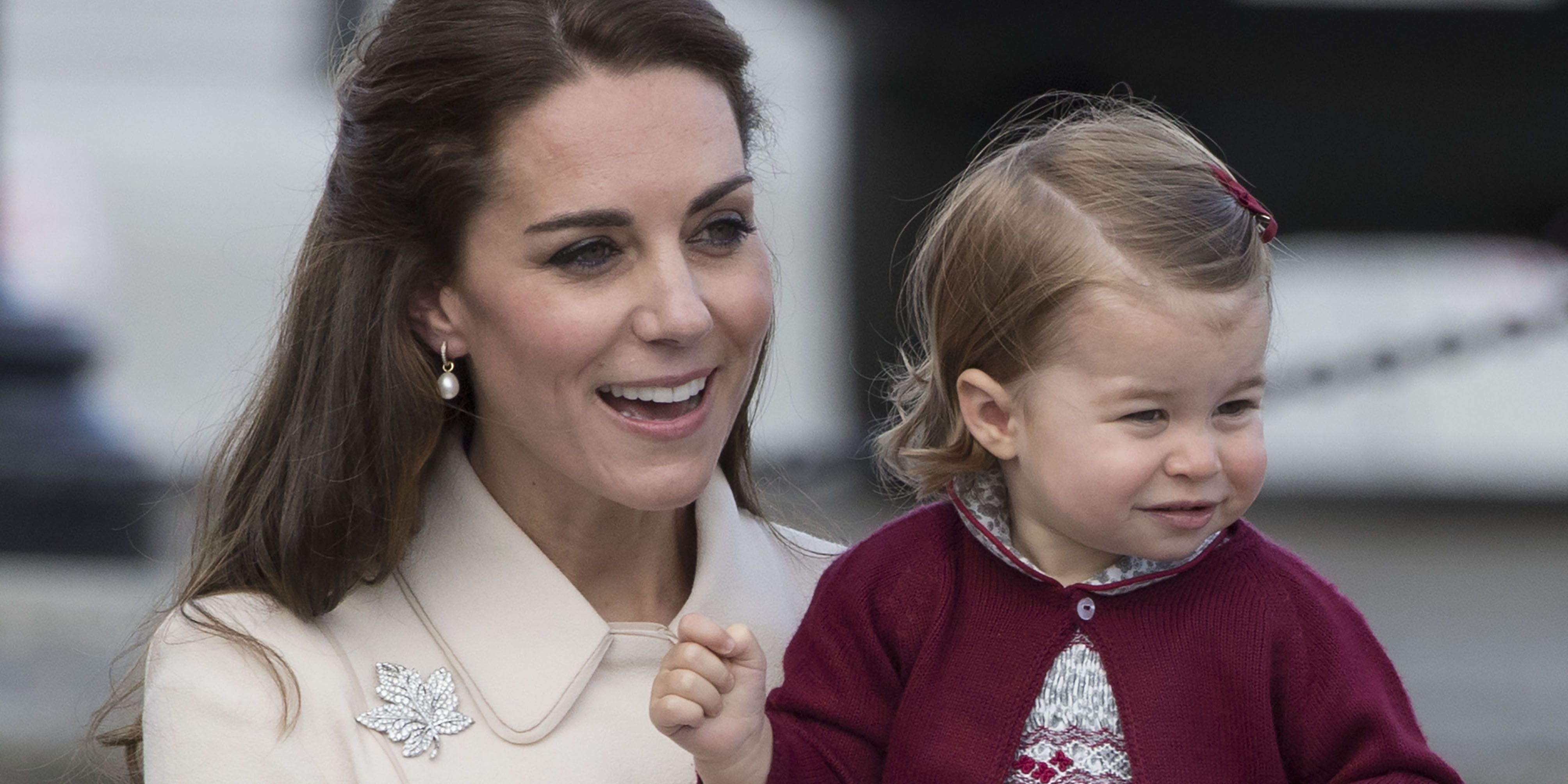 Kate Middleton : Quand la princesse Charlotte oblige sa maman à entrer dans un pub !