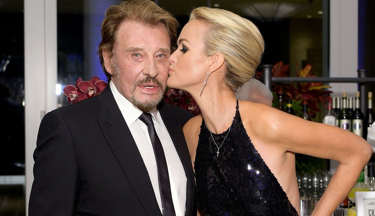 Laeticia Hallyday : Trompée dès la première année de son mariage avec Johnny Hallyday