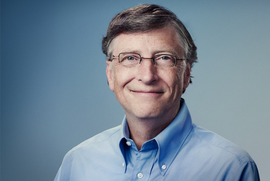 Bill Gates : Comme tout le monde, le milliardaire fait la file dans un fast food !