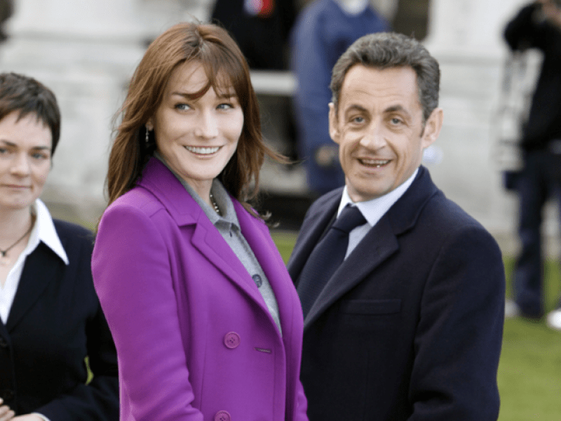 Carla Bruni folle amoureuse de Nicolas Sarkozy : sa belle déclaration pour son anniversaire