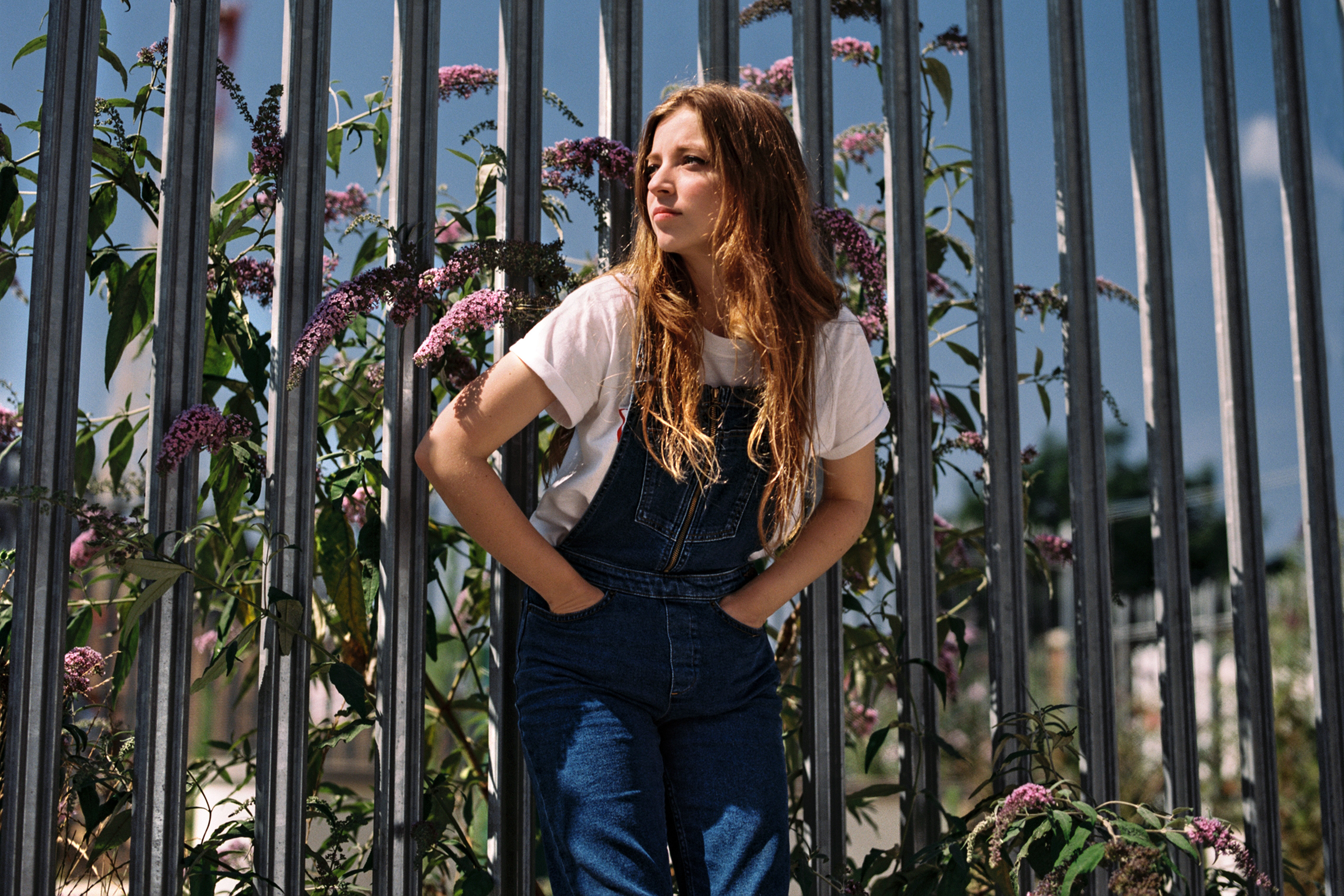 Jade Bird annonce enfin la sortie de son premier album, Jade Bird, pour le 19 avril 2019