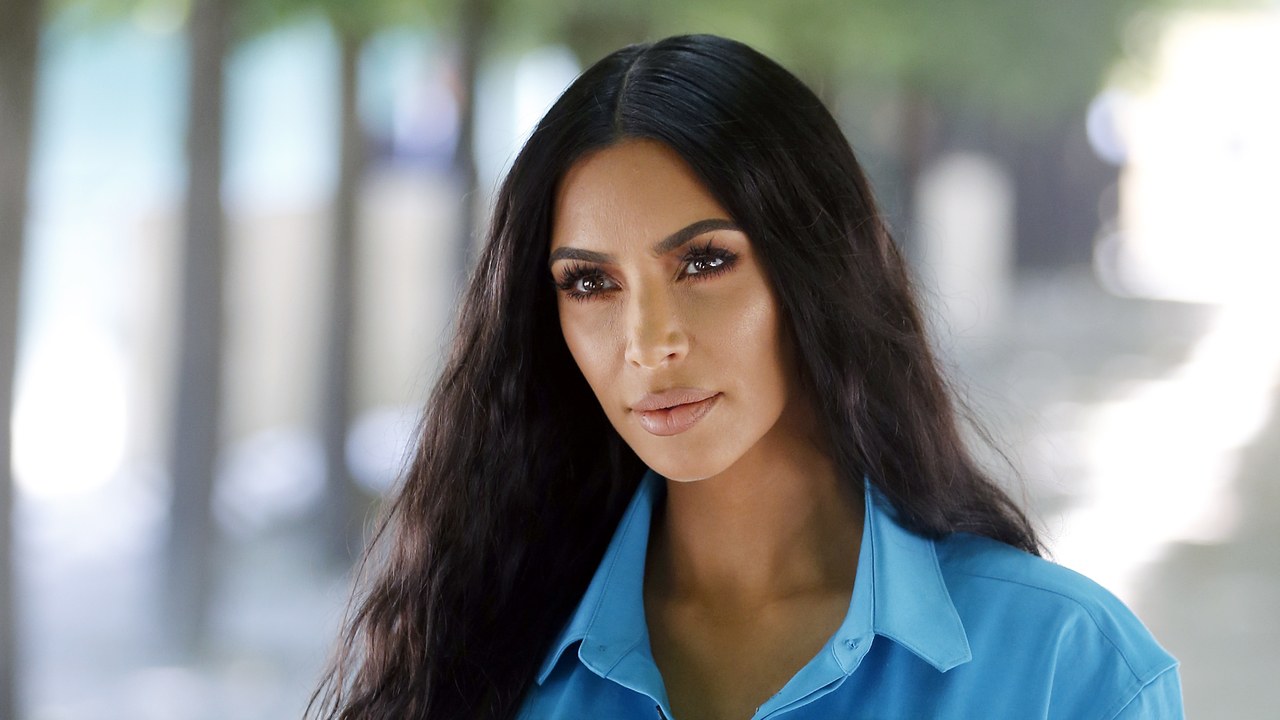 Kim Kardashian offre des sacs Louis Vuitton à ses filles et ses nièces