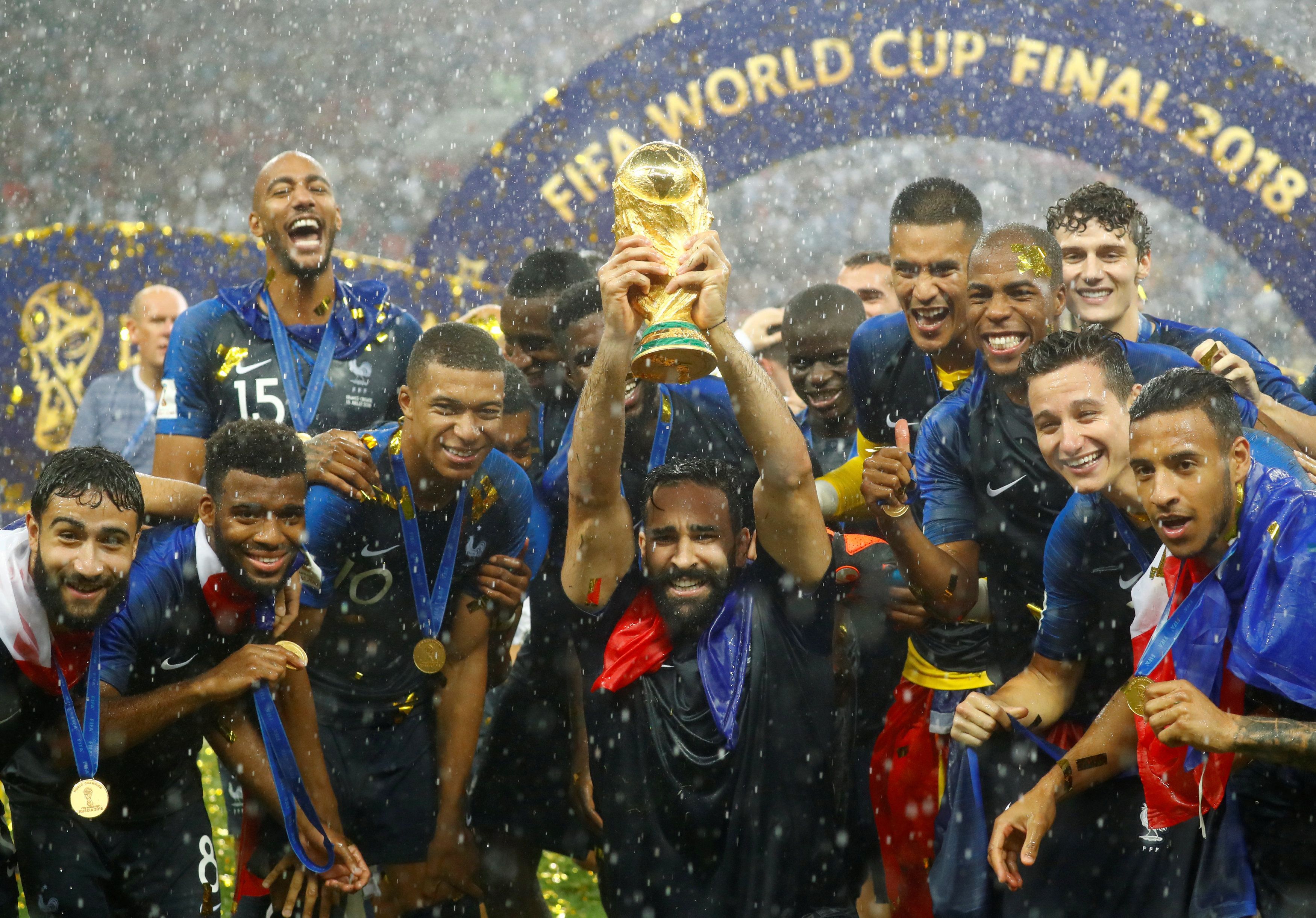 Les Enfoirés 2019 : Trois champions du monde de football rejoignent la bande !