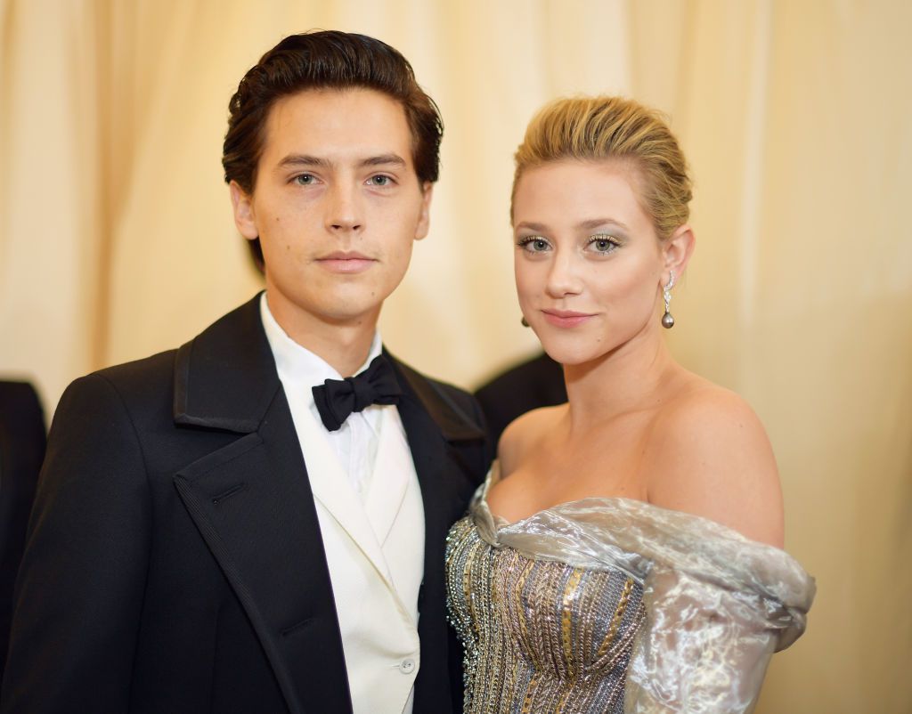 Lili Reinhart et Cole Sprouse au bord de la rupture ?