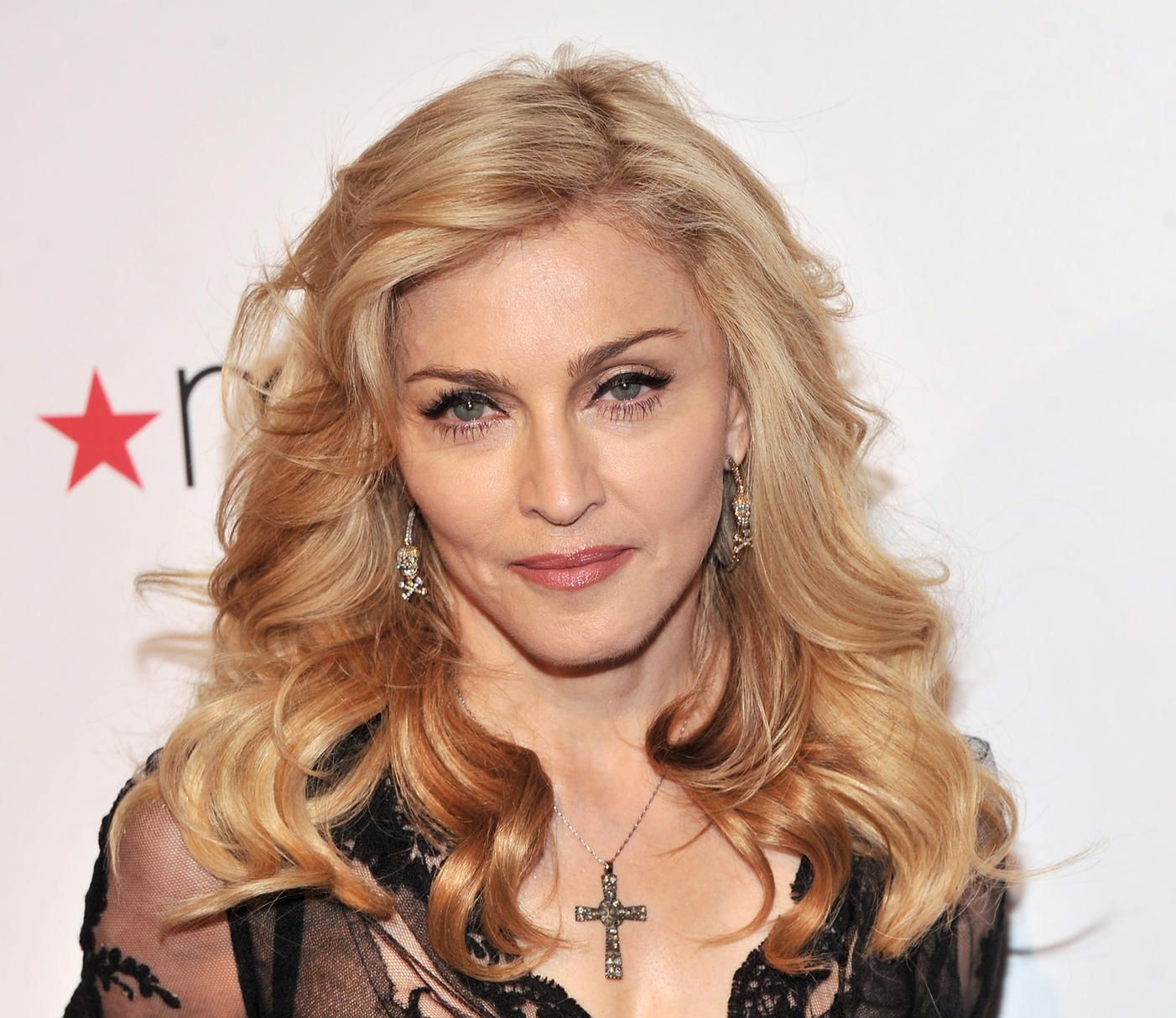 Madonna : Son nouveau et imposant fessier choque la toile !